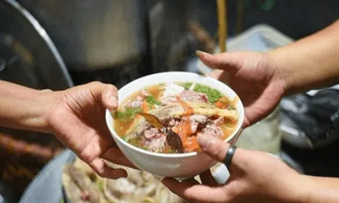 5 món ngon ở Hà Nội sinh ra để dành cho cú đêm, mách bạn những địa chỉ “đóng họ” của dân sành ăn 