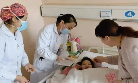 Bé gái 14 tuổi ung thư giai đoạn cuối: Cảnh báo 5 món ăn sáng nguy hiểm mẹ đừng bao giờ cho con ăn