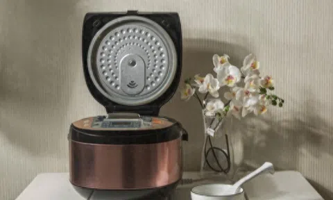 Đổi nồi cơm điện đến lần 3 tôi mới ngộ ra, có cho tiền cũng đừng mua 4 loại này kẻo tiền mất tật mang