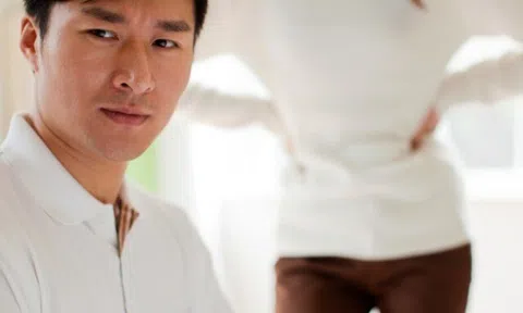 Có chút tiền dưỡng già cuối đời cũng bị con rể vòi, tôi cương quyết không đưa, nói 1 câu khiến con gái bật khóc