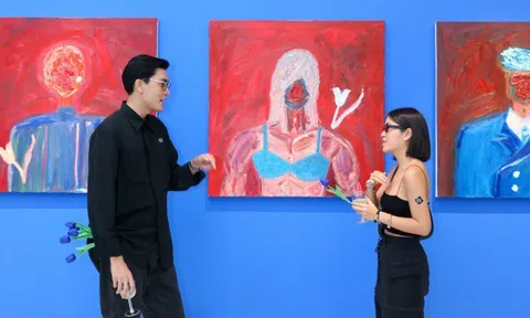 Người mẫu Quang Đại mở triển lãm tranh cá nhân ở Bangkok