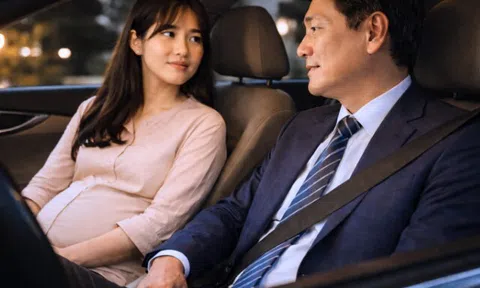 Mang bầu sắp đẻ thì bị bạn trai bỏ, sếp lớn chấp nhận “đổ vỏ” cưới tôi vì một lý do gây choáng