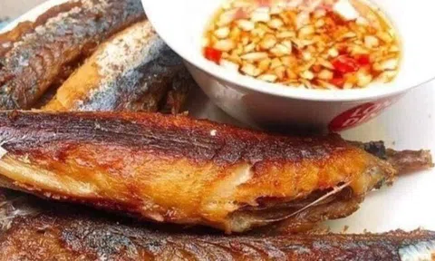 Không phải cá hồi, đây mới là loại cá "vô địch" DHA giá rẻ bèo bán đầy chợ Việt, âm thầm nuôi não con