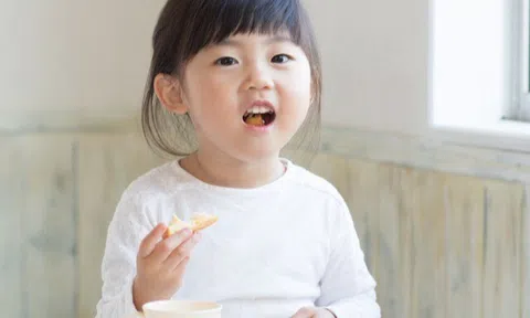 Xu hướng tạo ngọt an toàn cho trẻ: Hội mẹ Gen Z đang chọn gì?