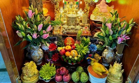 10 loại hoa cực hút lộc, dâng cúng ngày vía Thần Tài là tiền vào như nước, cả năm làm ăn phát đạt