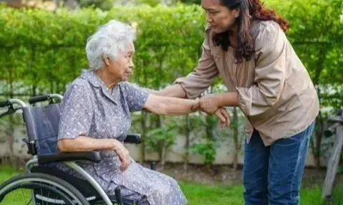 Về già tôi mới thấy: Có một con trai và một con gái không sướng, sống chung lại càng khổ hơn