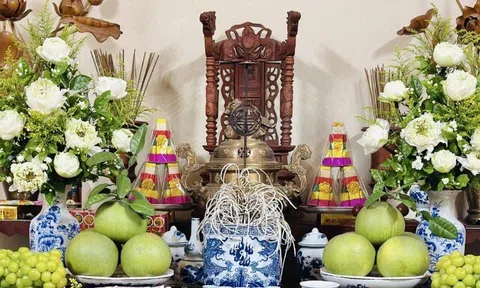 Sau Rằm tháng Giêng nên hạ 5 thứ khỏi bàn thờ kẻo hao tài, đặt 2 thứ giúp giữ lộc cho cả năm