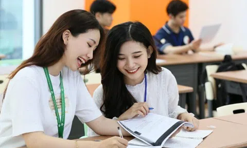 5 ngành học khối xã hội dự đoán “lên ngôi” trong kỳ tuyển sinh 2026, càng giỏi AI càng được lợi, ra trường là có việc làm