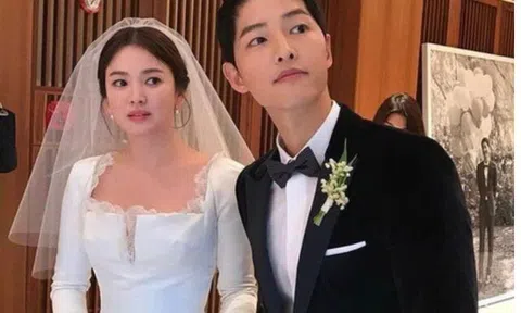 Người quen bố Song Joong Ki tiết lộ lý do anh ly hôn là vì "Song Hye Kyo không ngoan ngoãn"