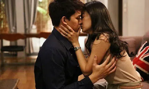 Đi làm xa nhớ vợ gọi về nhưng quên tắt máy, một giọng nói vang lên khiến tôi hối hận, vội chuyển khoản 20 triệu