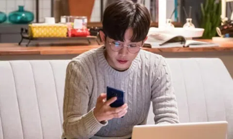 Hơn 1 năm sau ly hôn, vợ cũ nhắn tin "chúng ta tái hôn đi", tôi trả lời 6 từ