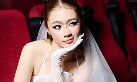 Nữ tiếp viên trong "Tử chiến trên không": Bước ra từ sân khấu, trân trọng từng vai diễn nhỏ