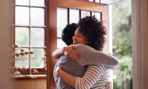 Quan hệ thân thiết đến mấy, khi đến nhà người khác chơi cũng đừng mang theo 3 thứ này, đặc biệt là điều thứ 2