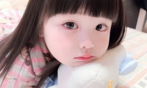 Bị gia đình nội chối bỏ, người đàn ông được mẹ đặt tên Hoài Hận, sau này chọn tên khác đặt cho con gái rất ý nghĩa