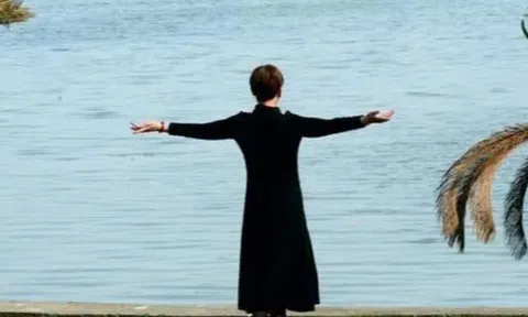 Nghỉ hưu, đừng vào viện dưỡng lão hay sống chung với con cái, sướng nhất vẫn là kiểu này, có tiền hay không đều được