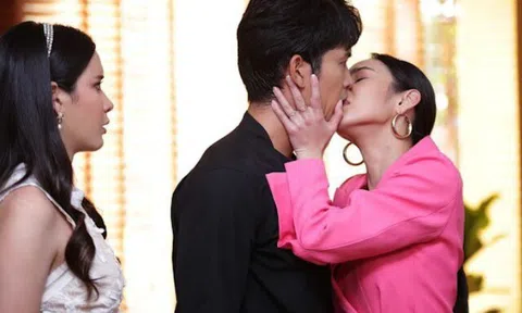 Chị gái 40 tuổi mới chịu lấy chồng, lần đầu thấy mặt anh rể tôi không ngừng nghĩ về đêm kinh hoàng 5 năm trước