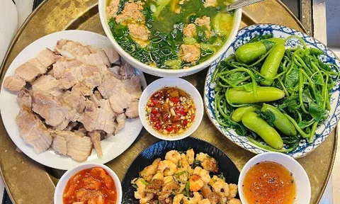 8X đảm đang Nghệ An khoe loạt cơm chào hè cực chất lượng, con suốt ngày nói "Mẹ đẳng cấp quá!"