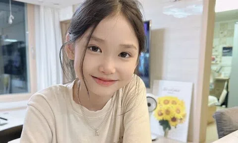 Bố đặt tên con gái là Nguyễn Thị Tráng, nhân viên sửa thành tên khác rất đẹp, rất thơ