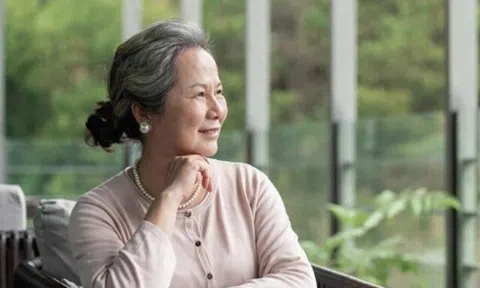 Chi tiền thuê người chăm sóc tại nhà tưởng là cách nghỉ hưu sướng nhất, 3 năm sau tôi ân hận