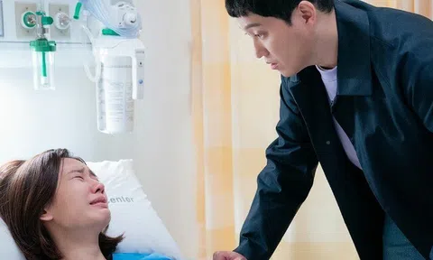 Ly hôn 5 năm, tôi vay tiền cho vợ cũ chữa bệnh, 2 năm sau cô ấy mang đến cho tôi một bất ngờ