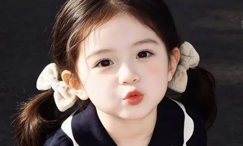 Bố mẹ định đặt tên cho con gái là Bùi Ngọc Sông Thương, bà nội bỏ đi một dấu sửa thành cái tên vừa lạ vừa đẹp