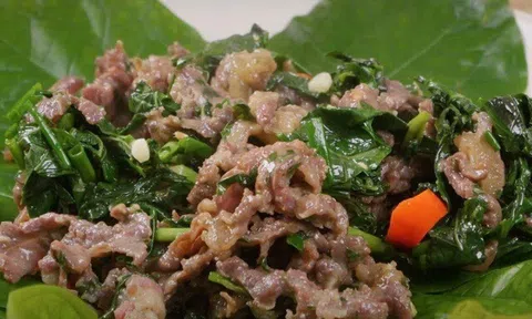 Ướp thịt bò chỉ cho muối là “hỏng bét”, cứ thêm 1 thìa này thịt sẽ mềm tan, ngon ngọt lại chẳng hề bị ra nước