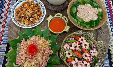 Mẹ đảm Quảng Ninh bận đến mấy vẫn vào bếp, nấu bữa nào con trai cũng khen "chuẩn cơm mẹ nấu"