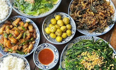 Gợi ý 14 mâm cơm mùa hè vừa ngon, thanh mát lại dễ nấu, trời nóng mấy vẫn thấy hấp dẫn