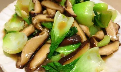 Loại rau giàu canxi đem xào với thứ này được món ăn bổ dưỡng