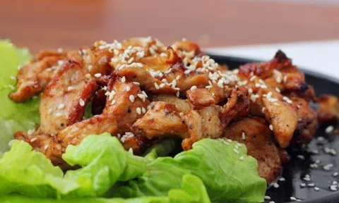 Cho 3 thứ này vào ướp, thịt nướng mềm ngon như ngoài hàng, không bị khô dai, 9 người ăn thì 10 người khen