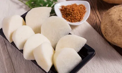 Loại củ có giá rẻ như cho nhưng chứa cả kho dưỡng chất, ăn sống tốt hơn nấu chín, nhất là vào mùa hè