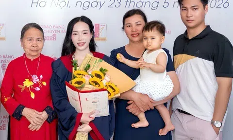 Gặp nữ sinh Ngoại thương “rẽ ngang” trở thành Thủ khoa Trí tuệ nhân tạo của Đại học Bách khoa Hà Nội