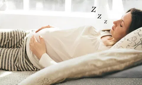 Tại sao nhiều mẹ bầu ngủ ngáy vang nhà dù trước đó không hề ngáy? Bác sĩ chỉ ra thời điểm cần đi khám