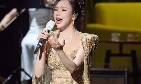 Hồ Quỳnh Hương khẳng định đẳng cấp hát live, có phần kết hợp thú vị cùng Bùi Công Nam, Vũ Thanh Vân