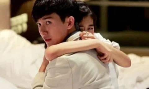Lỡ “tình một đêm” khiến cô nàng xinh nhất công ty có bầu, tôi đưa đi khám thai nhưng hoang mang khi nghe bác sĩ nói