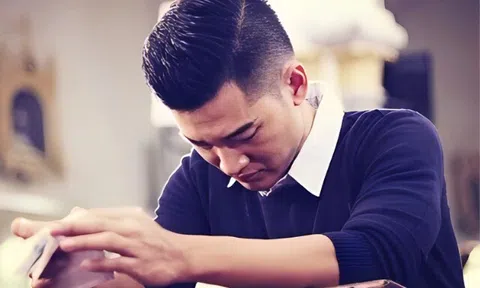 4 năm phụ hồ nuôi bạn gái học đại học, chưa kịp hỏi cưới, em ấp úng thông báo có bầu với người tôi không thể ngờ