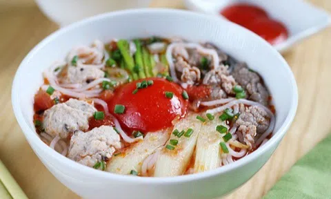 Gợi ý 5 món bún chua, thanh dễ ăn cho cả nhà "đổi gió" cuối tuần nắng nóng