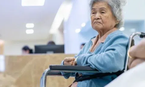 Cha mẹ chỉ có một con và muốn có tuổi già hạnh phúc cần chuẩn bị trước những điều này
