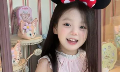 Bố đi khai sinh định đặt tên con gái là Ních Nâu, nhân viên sửa thành cái tên quá hay, đi thi cấp 3 nổi bật