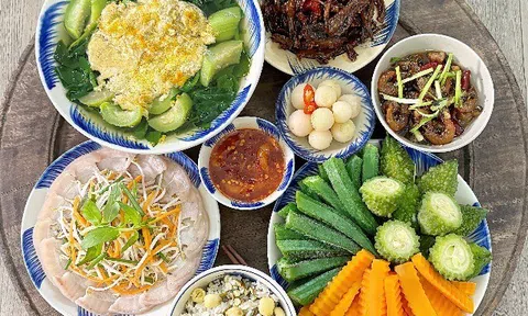 14 mâm cơm nhìn là biết dành cho mùa hè, ngon mát, trời nắng nóng mấy ăn không thấy chán
