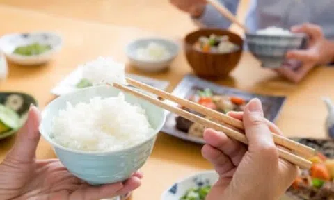 Nhiều người rỉ tai nhau “kiêng cơm để không bị tiểu đường”, đây có phải lý do khiến bệnh ngày một gia tăng?
