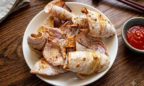 Nướng mực nhậu chơi cứ bị khô quắt, dội ngay thứ nước này vào, 10 phút sau đem nướng mực ngọt ngon cực chất lượng