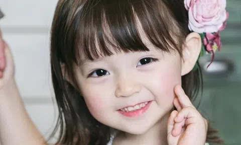 Ông nội định đặt tên cho cháu gái là Mỹ Nhân, nhân viên sửa thành cái tên khác khiến đứa trẻ thấy ngại