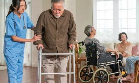 Đưa mẹ vào viện dưỡng lão nghỉ hưu là quyết định khiến tôi day dứt nhưng không hối hận