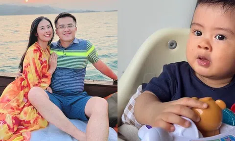 Con trai HH Ngọc Hân và chồng chuyên viên Bộ Ngoại giao "lột xác" sau 10 tháng, bé được khen "có tướng" lãnh đạo, thông minh