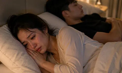 Lấy được chồng đẹp trai 6 múi quá đúng gu, ai ngờ sau hôm cưới, tôi phải cùng anh đi gặp bác sĩ