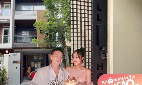 Biệt thự mới của Quang Minh và vợ kém 37 tuổi: Cận cảnh mặt tiền bề thế và chi tiết đặc biệt trên cánh cửa