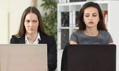Trắc nghiệm: Bạn có biết những dấu hiệu của kiểu người không nên kết thân này?