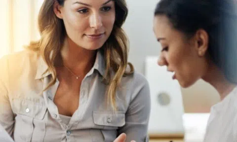 Trắc nghiệm: Im lặng hay lên tiếng mới là sự lựa chọn khôn ngoan trong 8 tình huống này?