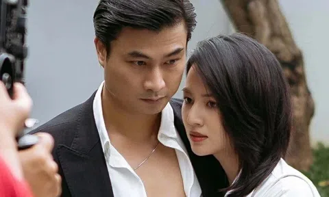 Mỹ nhân VTV đẹp rực rỡ khi diễu hành ở A80: Lấy bạn cùng lớp sau 9 năm yêu, tuổi 30 quyết định bất ngờ